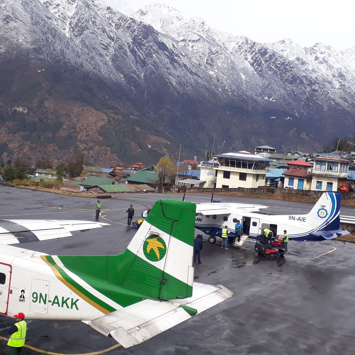 everest mountain flight