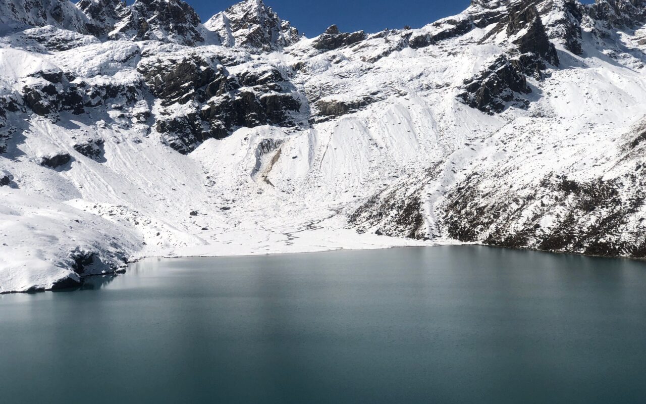 gokyo valley trekking