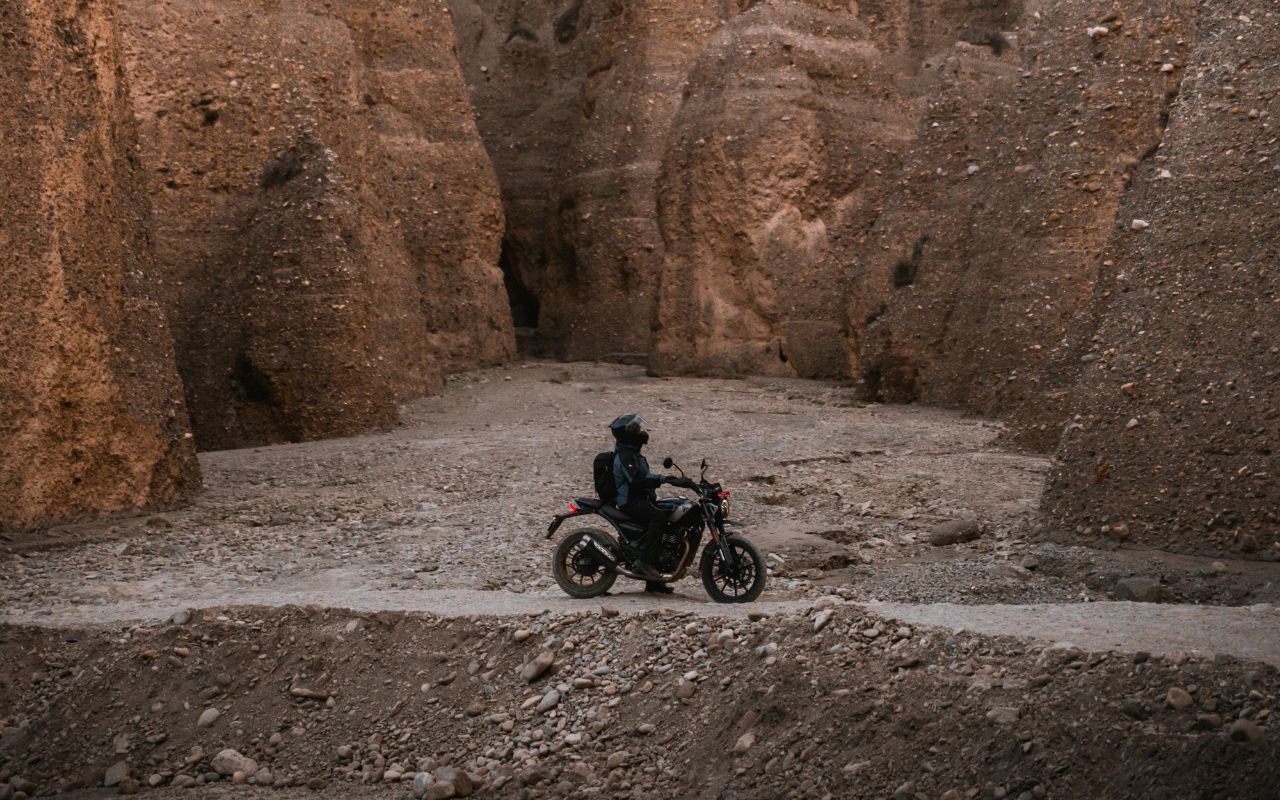 Manang Mustang Motorbike Tour